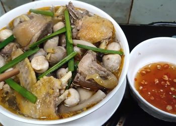 5 món với nấm rơm ăn mãi không ngán
