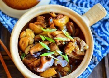 Đùi gà om nấm đông cô