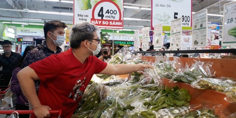 Hạn chế sử dụng túi nilon: Mới giải quyết phần ngọn