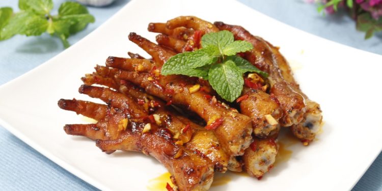Chân gà nướng muối ớt thơm ngon đẹp mắt